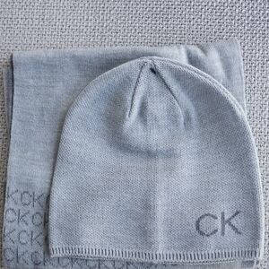 Calvin Klein Kids Light Gray Beanie and Scarf Set